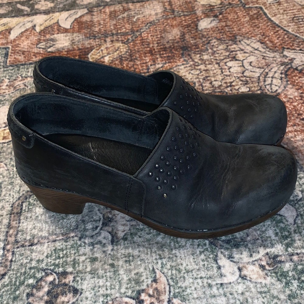 Dansko Mavis Clogs Black Suede Women’s Size 41
